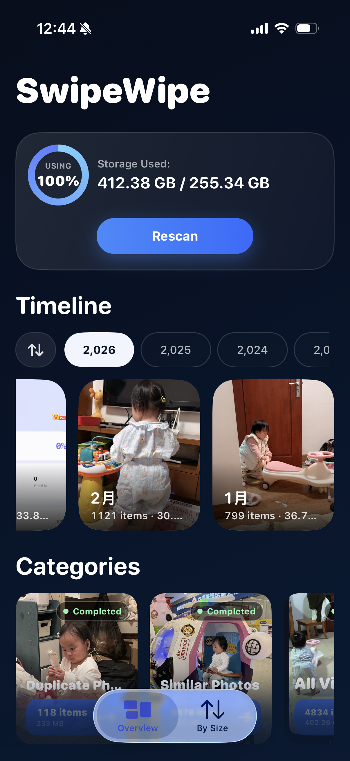 SwipeWipe timeline view that lets you browse photos by month